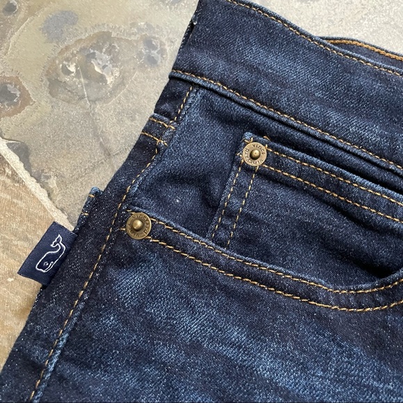 Vineyard Vines•LIKE NEW•28”x 30”•Straight Fit Jeans•True Indigo Dye•Vintage Wash - Picture 10 of 13